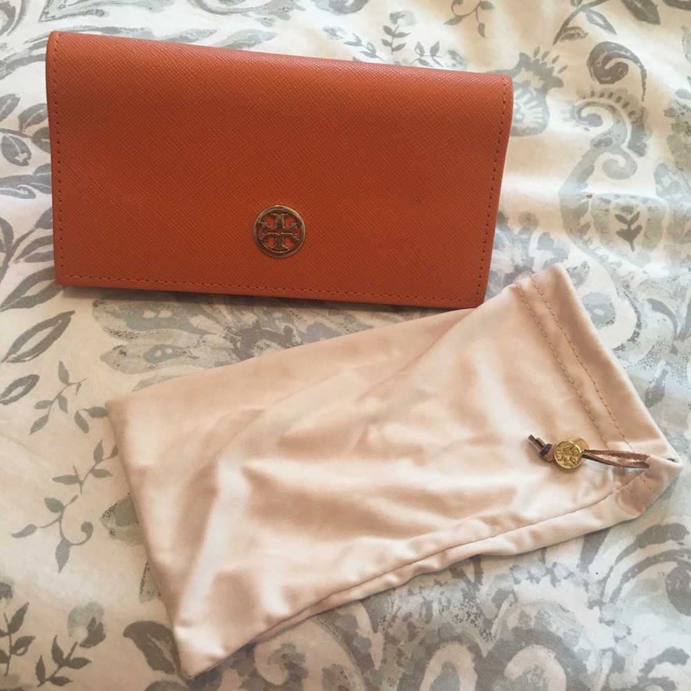 Tory Burch sunglasses case